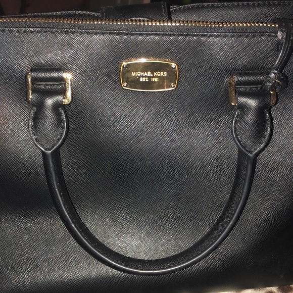 michael kors medium purse
